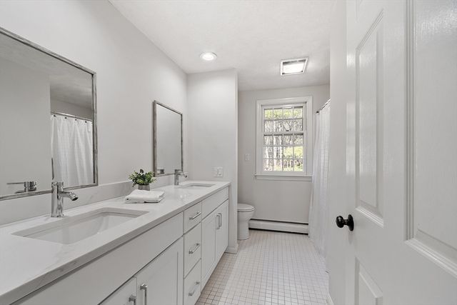 16 Minehan Ln, Marlborough, MA 01752