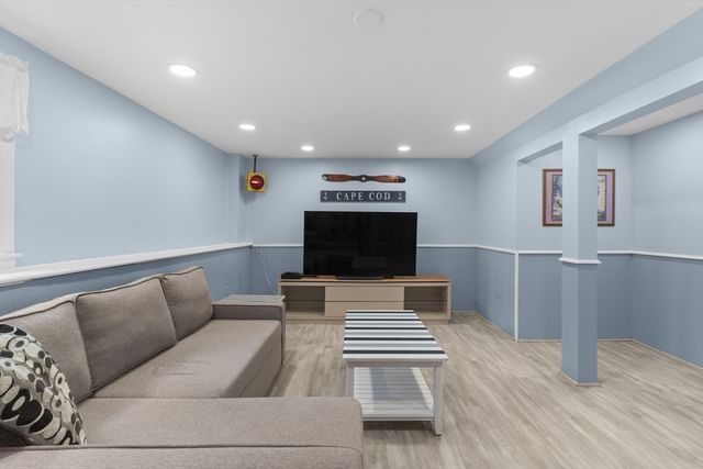 7 Propeller Way, Dennis, MA 02660