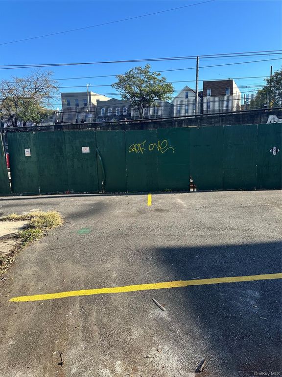 1601 Van Buren Street, Bronx, NY 10460 — photo 2