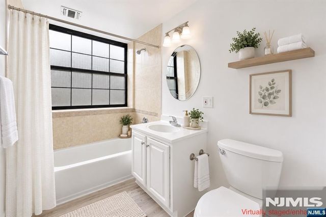 105 -111 Marion Street 18, Paterson, NJ 07522
