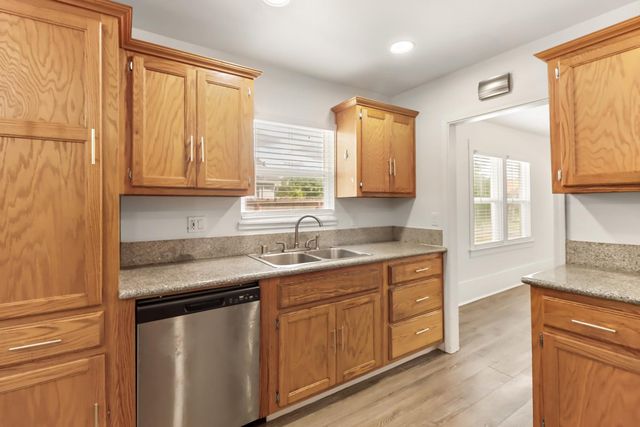 521 Exchange St, Sacramento, CA 95838