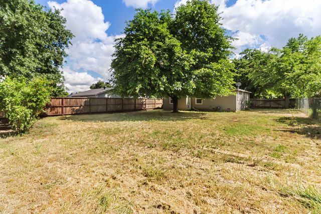 521 Exchange St, Sacramento, CA 95838