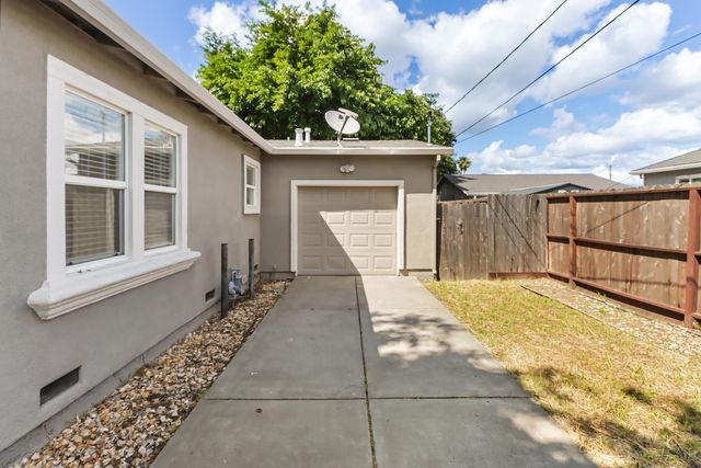 521 Exchange St, Sacramento, CA 95838