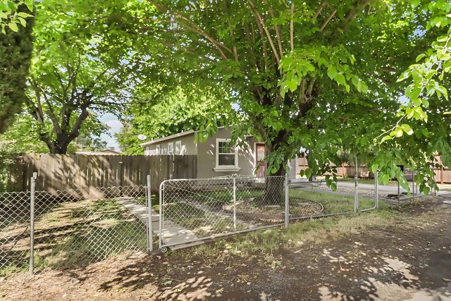 521 Exchange St, Sacramento, CA 95838