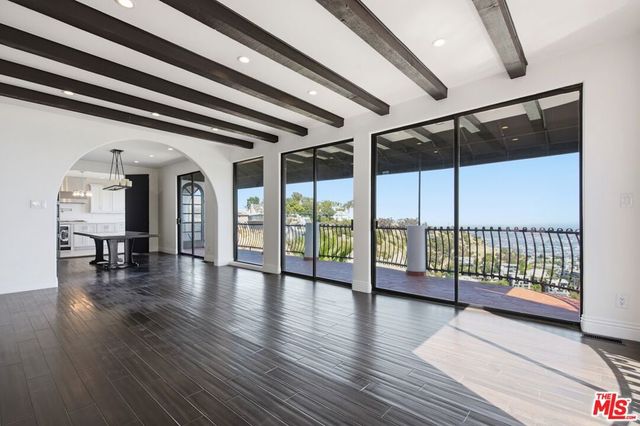 8908 Appian Way, Los Angeles, CA 90046