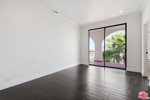 8908 Appian Way, Los Angeles, CA 90046