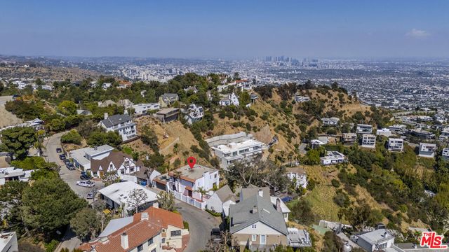 8908 Appian Way, Los Angeles, CA 90046