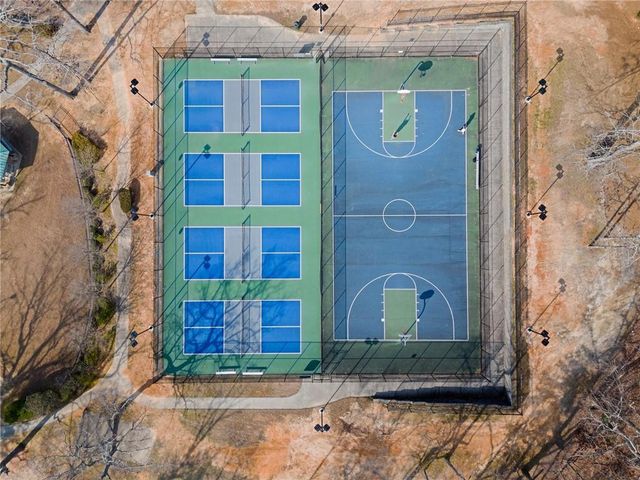 1064 Hartwell Crossing, Gainesville, GA 30501