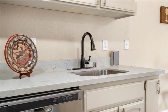 25164 Copa Del Oro Drive 203, Hayward, CA 94545