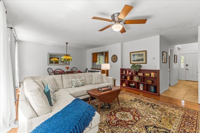 26 Peacham Lane, Essex, VT 05452