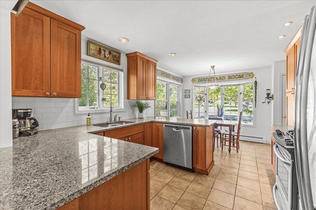 26 Peacham Lane, Essex, VT 05452