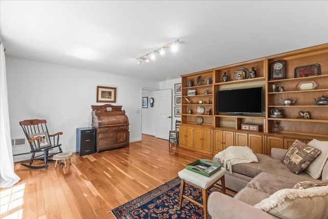 26 Peacham Lane, Essex, VT 05452