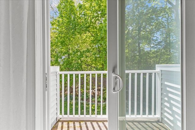 26 Peacham Lane, Essex, VT 05452