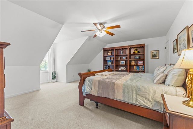 26 Peacham Lane, Essex, VT 05452