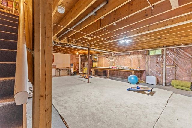 26 Peacham Lane, Essex, VT 05452