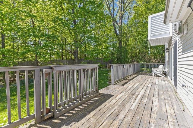 26 Peacham Lane, Essex, VT 05452