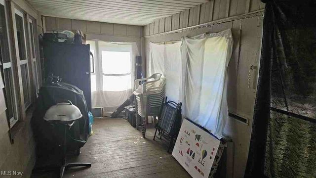 957 Bank Street, Akron, OH 44305