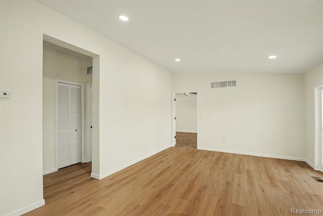 3025 N Lake Pleasant Road, Attica, MI 48412