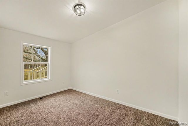 3025 N Lake Pleasant Road, Attica, MI 48412