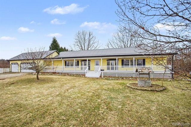 3025 N Lake Pleasant Road, Attica, MI 48412