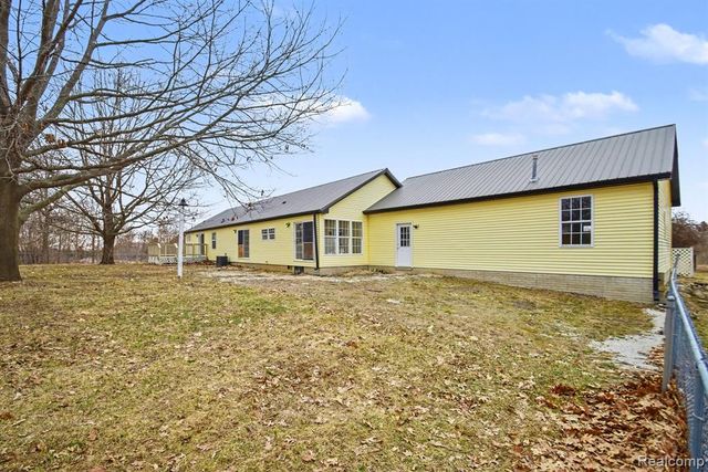 3025 N Lake Pleasant Road, Attica, MI 48412