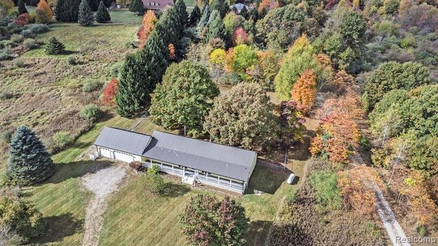 3025 N Lake Pleasant Road, Attica, MI 48412