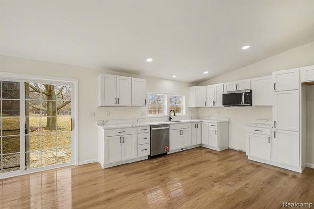 3025 N Lake Pleasant Road, Attica, MI 48412