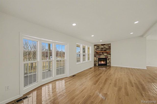 3025 N Lake Pleasant Road, Attica, MI 48412