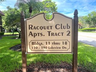 182 Lakeview Drive 204, Weston, FL 33326