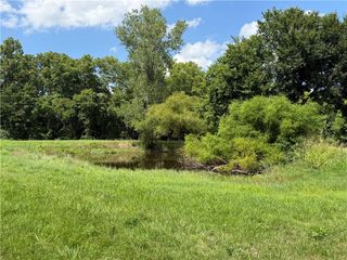 15757 206th Street, Tonganoxie, KS 66086