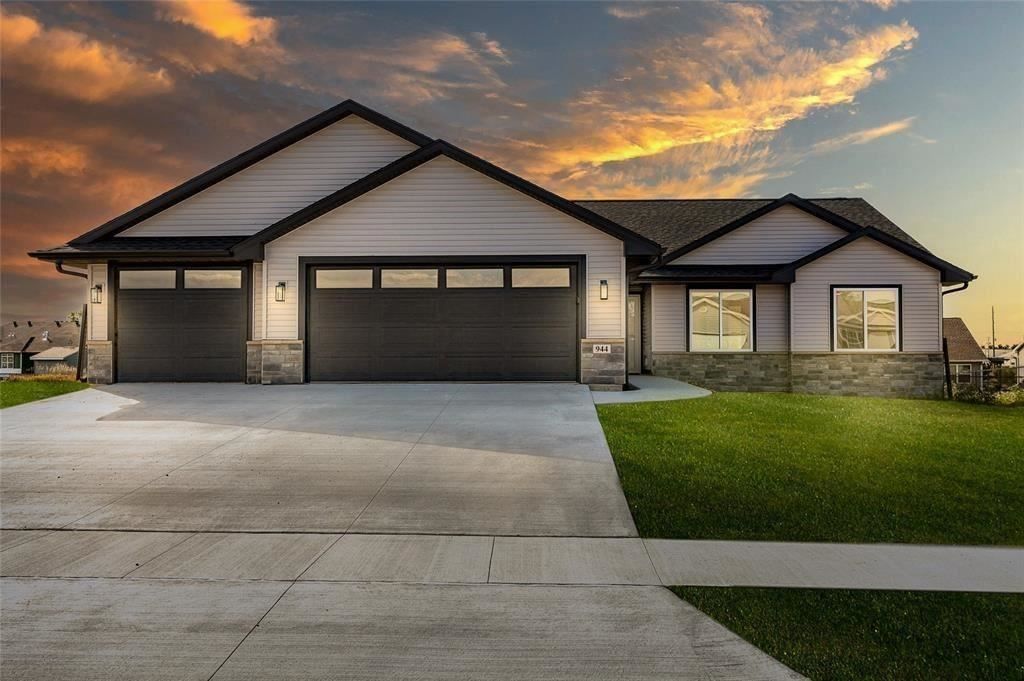 944 Martha Street, Lisbon, IA 52253