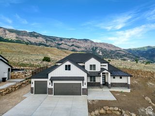 124 E 4100 N, North Ogden, UT 84414