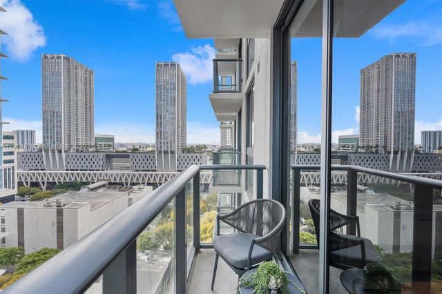 11 NE 6th St 1805, Miami, FL 33132