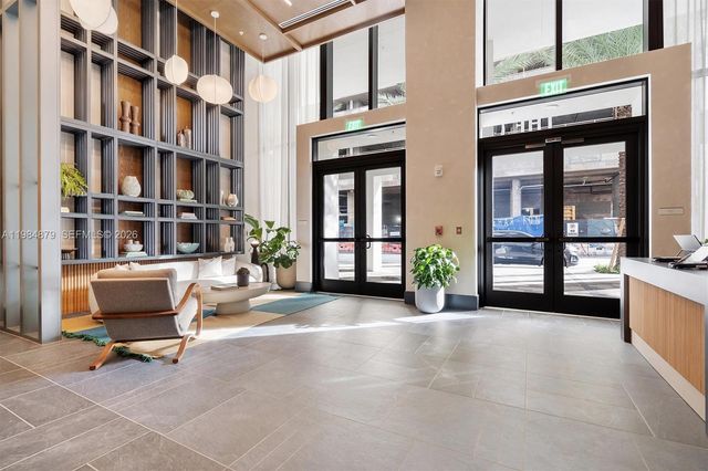 11 NE 6th St 1805, Miami, FL 33132