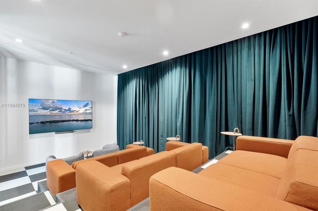 11 NE 6th St 1805, Miami, FL 33132