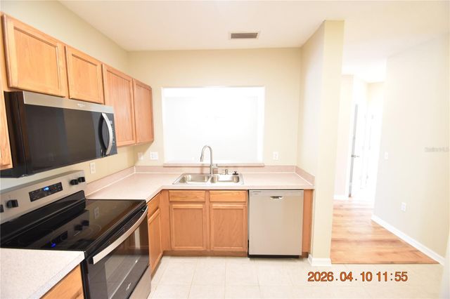 6007 SKYDALE WAY 202, Riverview, FL 33578