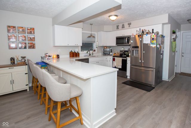 7602 W Mockingbird Court, Fairland, IN 46126
