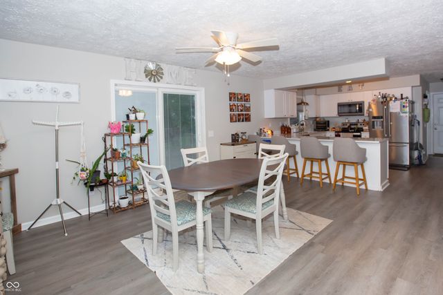 7602 W Mockingbird Court, Fairland, IN 46126