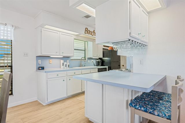 3225 Sea Castle Drive, Crystal Beach, TX 77650
