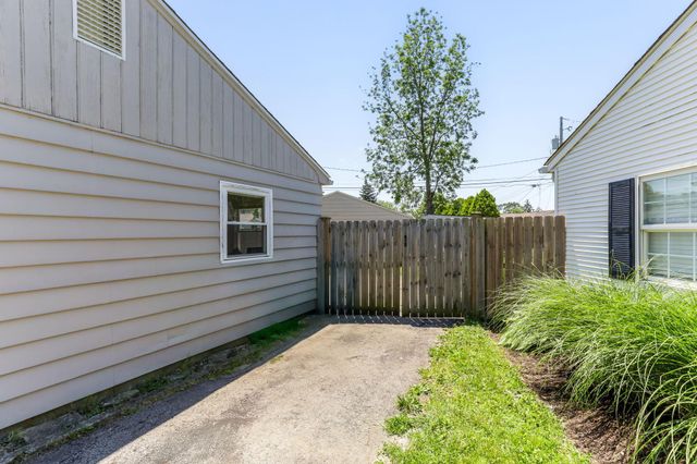 4549 Saint Rita Lane, Columbus, OH 43213