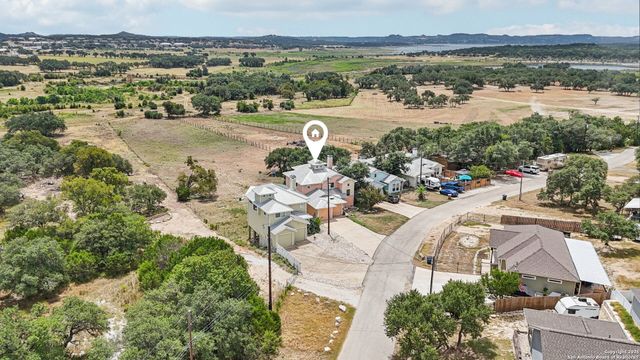 1477 Lavaca, Canyon Lake, TX 78133