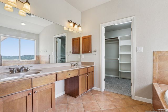 1477 Lavaca, Canyon Lake, TX 78133