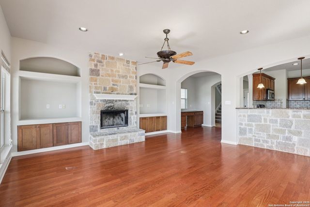 1477 Lavaca, Canyon Lake, TX 78133