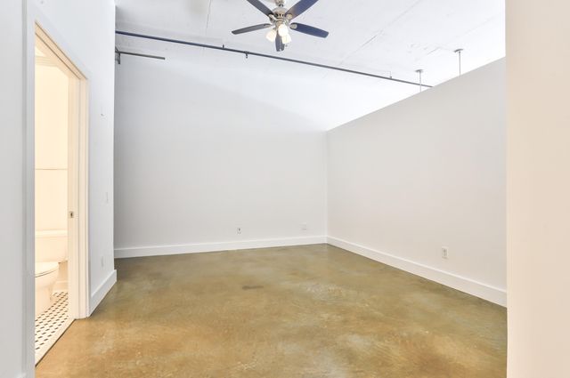 180 NE 4th Avenue 204, Delray Beach, FL 33483