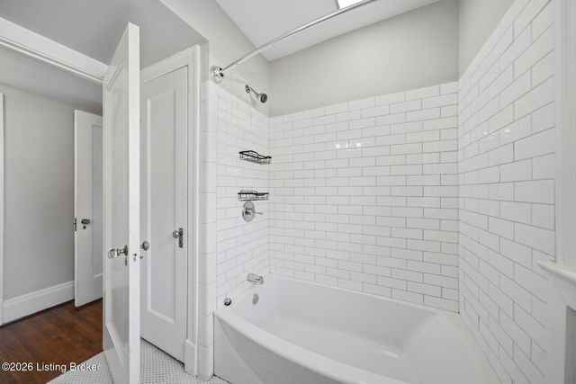 1971 Bardstown Rd APT 4, Louisville, KY 40205