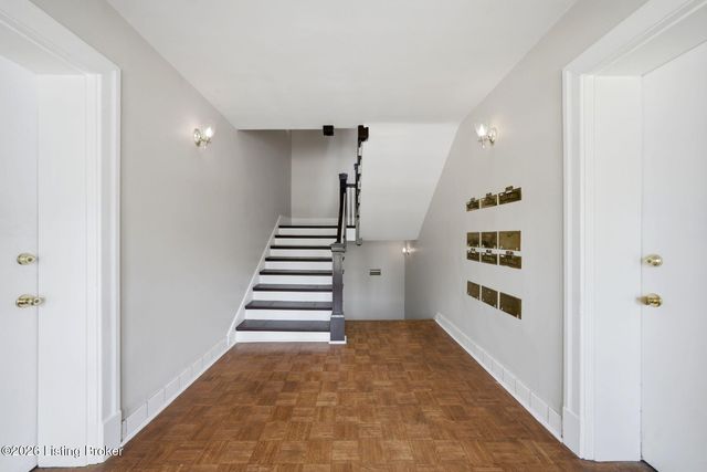 1971 Bardstown Rd APT 4, Louisville, KY 40205
