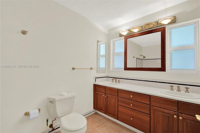 10435 SW 96th St, Miami, FL 33176