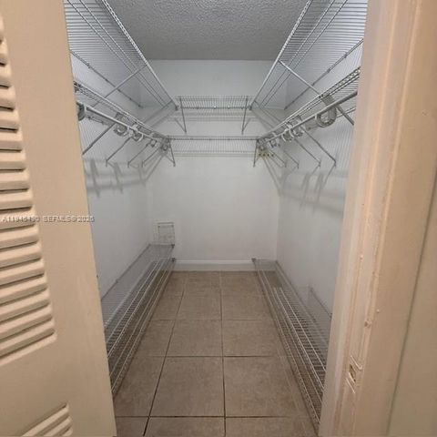 13783 SW 66th St 219A, Miami, FL 33183