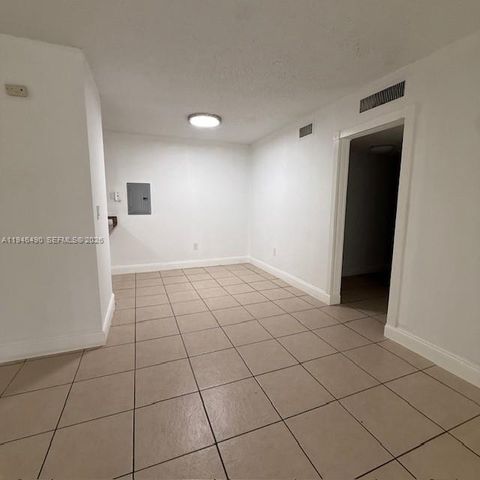 13783 SW 66th St 219A, Miami, FL 33183