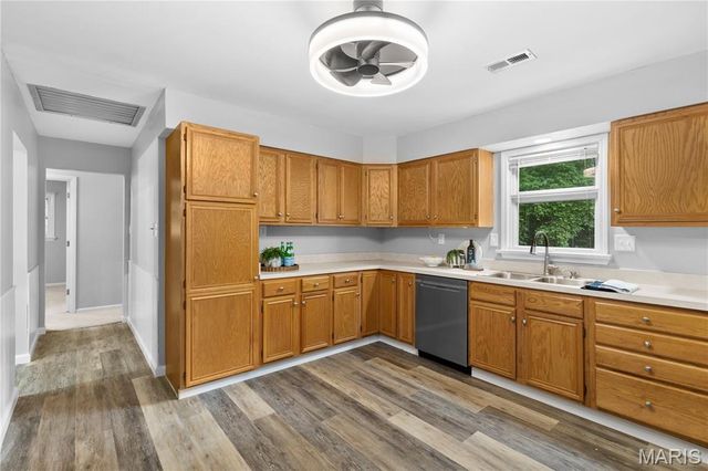 4115 Charbonier Road, Florissant, MO 63031